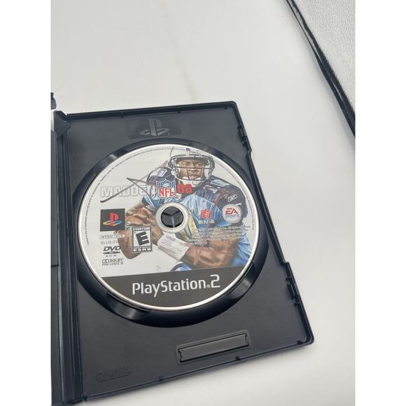 Madden NFL 08 (Sony PlayStation 2, 2007) Complete CIB Manual PS2 Tested - Picture 2 of 5